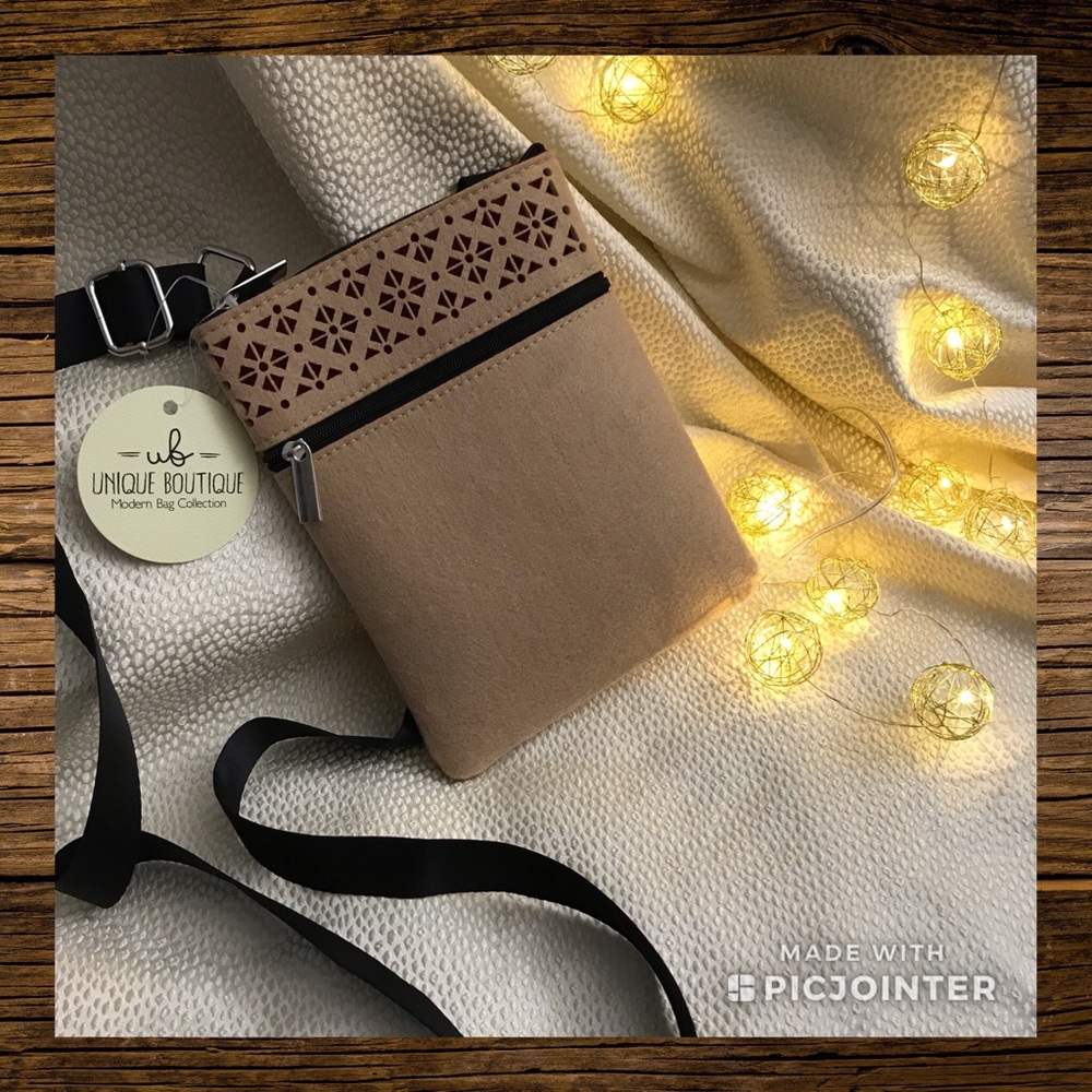 Crossbody bag